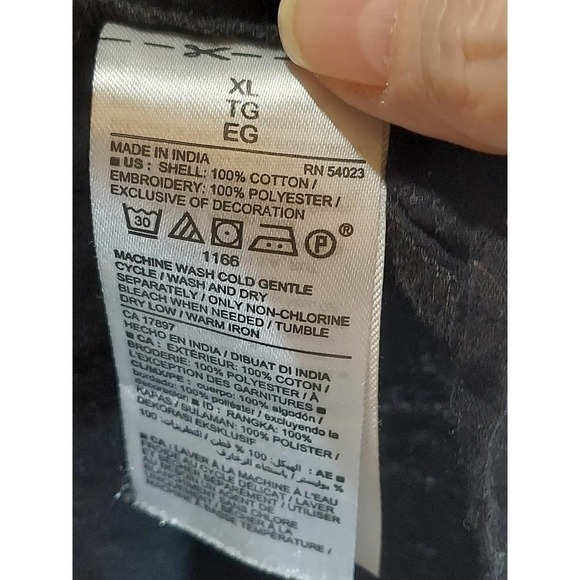 OLD Navy Black Tunic Style Blouse Embroidered Cap Sleeve, Size XL - Picture 4 of 8